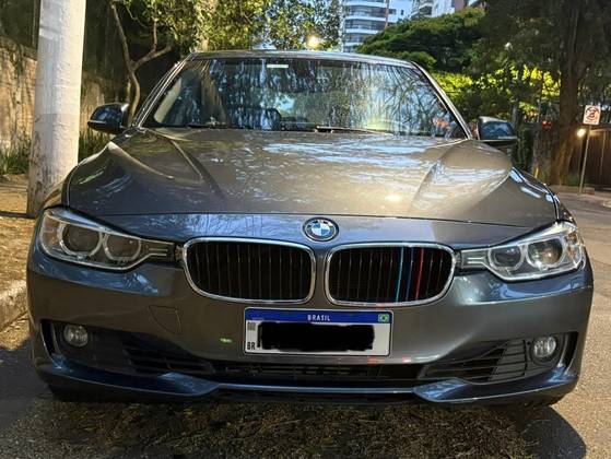 BMW 320i 2.0 16V TURBO GASOLINA 4P AUTOMÁTICO BMW 320i 2.0 16V TURBO GASOLINA 4P AUTOMÁTICO